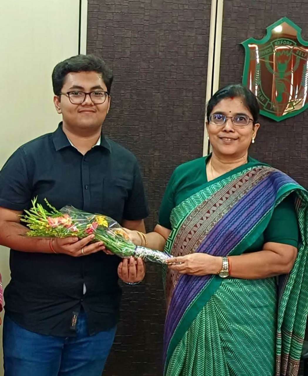 DPS Ranchi Student Prasun Pravar Excels in JEE Main 2025, Secures AIR 68 in B.Planning